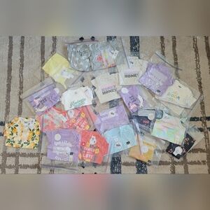 Lot of 19 pieces 6-12 month baby girl, nwt